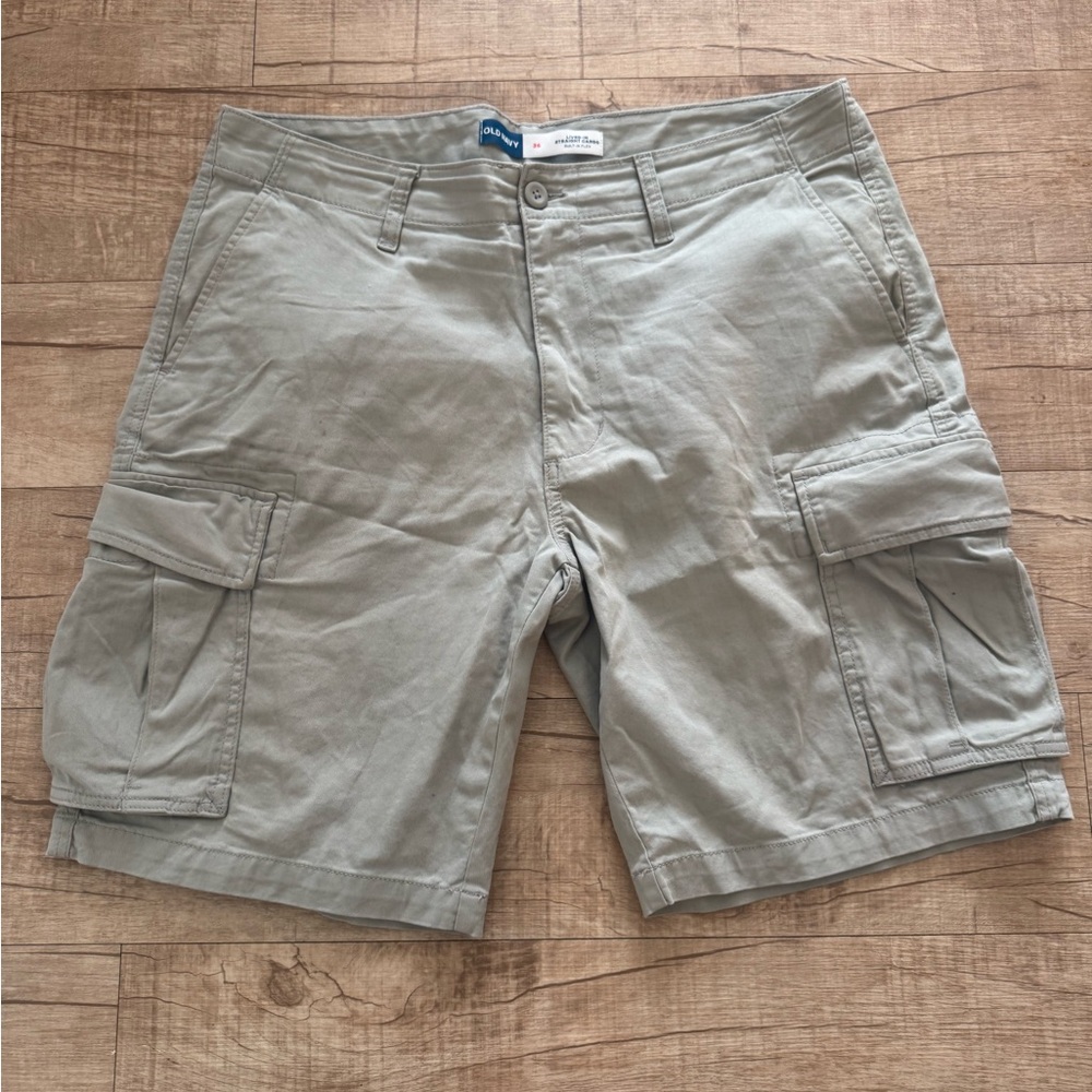 Old Navy Cargo Shorts SZ 36